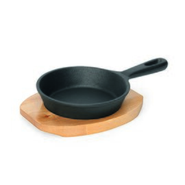 mini serving pan with a wooden coaster  • cast iron black  Ø 130 mm  H 38 mm | long handle product photo