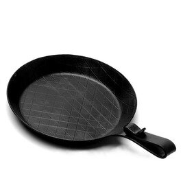 iron serving pan  Ø 230 mm  H 31 mm | beak-shaped handle product photo