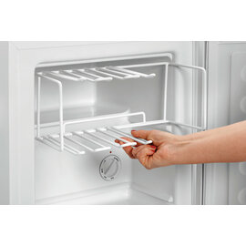 freezer TKS38 white 38 ltr | compressor cooling | door swing on the right product photo  S