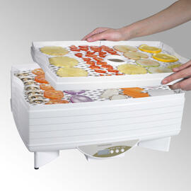dehydrator plastic white 230 volts 530 watts  L 435 mm  B 290 mm  H 210 mm product photo  S