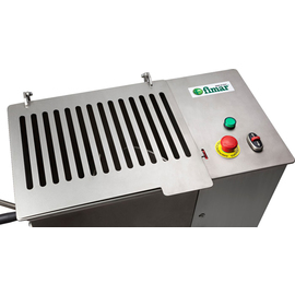 meat mixers 50 kg 400 volts 750 watts 4 castors | 1 shovel product photo  S