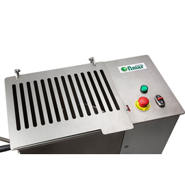 meat mixers 75 kg 230 volts 400 volts 1500 watts 4 castors | 1 shovel product photo  S