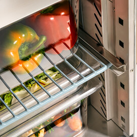 Starline refrigerated counter, 2 doors, GN 1/1 product photo  S